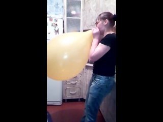russian girl b2p large balloon in kitchen rip ears